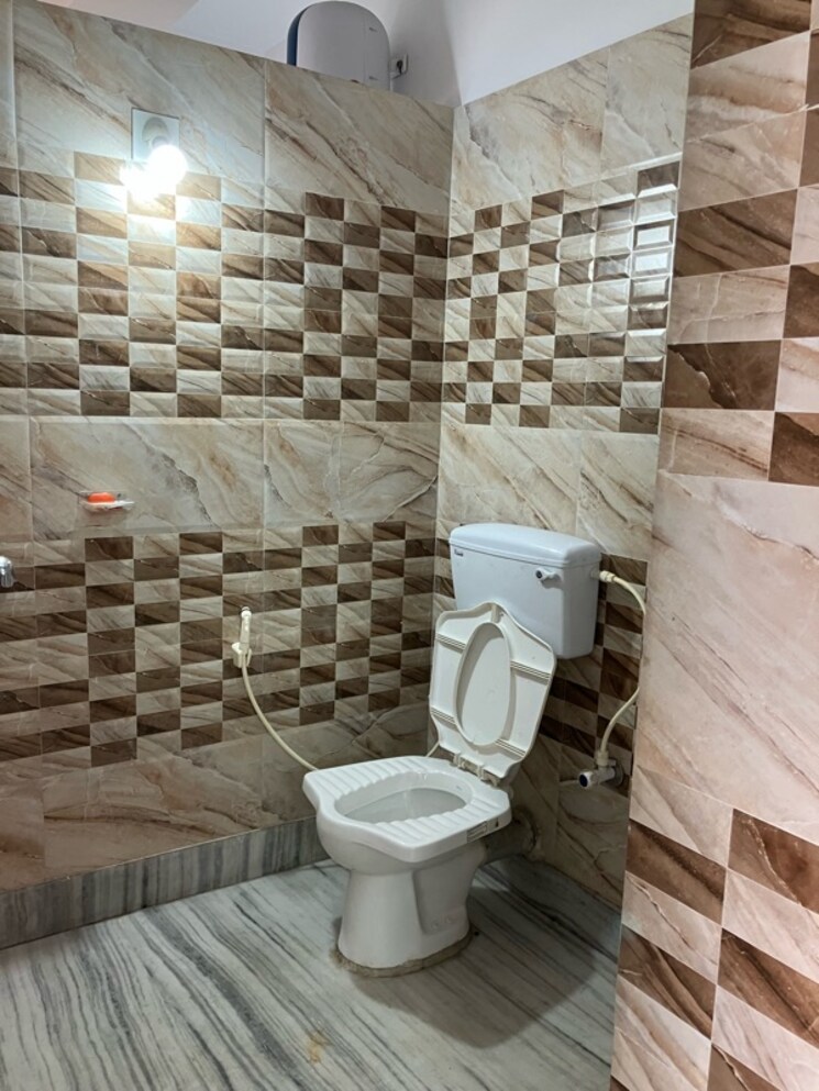 Bathroom, kolkatta gpo 3 Bedroom 1600 Sq.Ft. Apartment In Kolkatta Gpo Kolkata 8603449