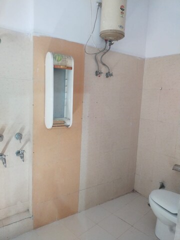 Bathroom in 2 BHK Independent House at Gomti Nagar – for Rent