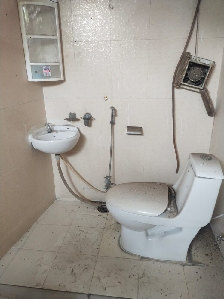 Bathroom, gomti nagar 2 Bedroom 1250 Sq.Ft. Independent House In Gomti Nagar Lucknow 8603633