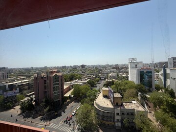  Office Space For Rent in Sun Westbank, Navrangpura