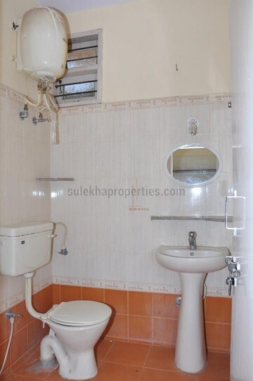 Bathroom in 1 BHK Independent House at Rt Nagar – for Rent
