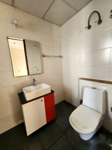 Bathroom in 2 BHK Builder Floor at Sushant Tower, Sector 56 – for Rent