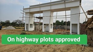  Plot For Sale in Gosainganj