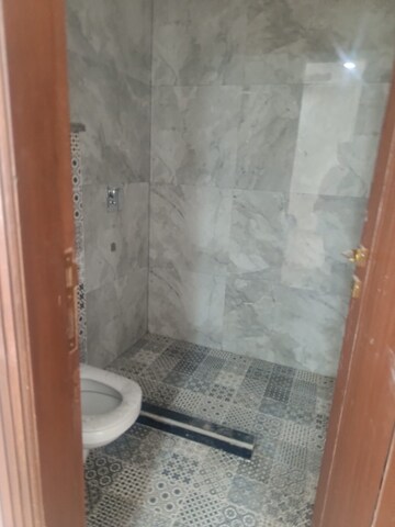 Bathroom in 3 BHK Builder Floor at BPTP District Phase 2, Sector 84 – for Sale