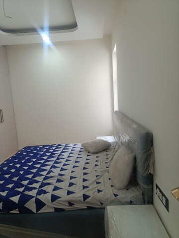 Bedroom in 3 BHK Builder Floor at BPTP District Phase 2, Sector 84 – for Sale