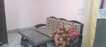 Living Room in 1.5 BHK Builder Floor at Shastri Nagar – for Rent