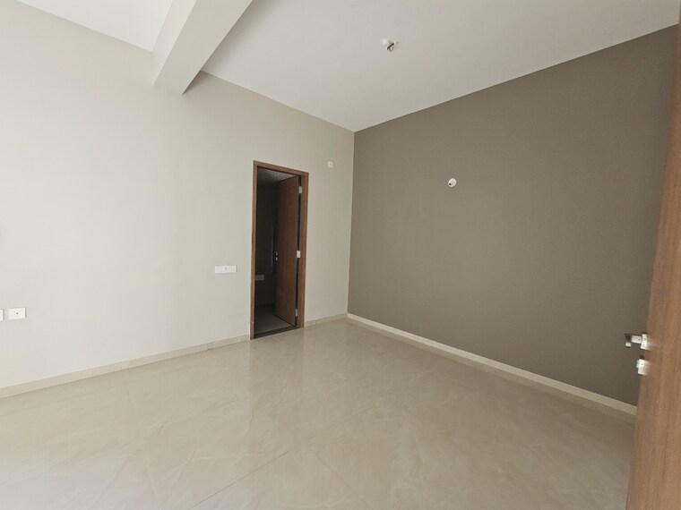 Room, nyati-windchimes 3 Bedroom 2456 Sq.Ft. Apartment In Mohammadwadi Pune 8603857