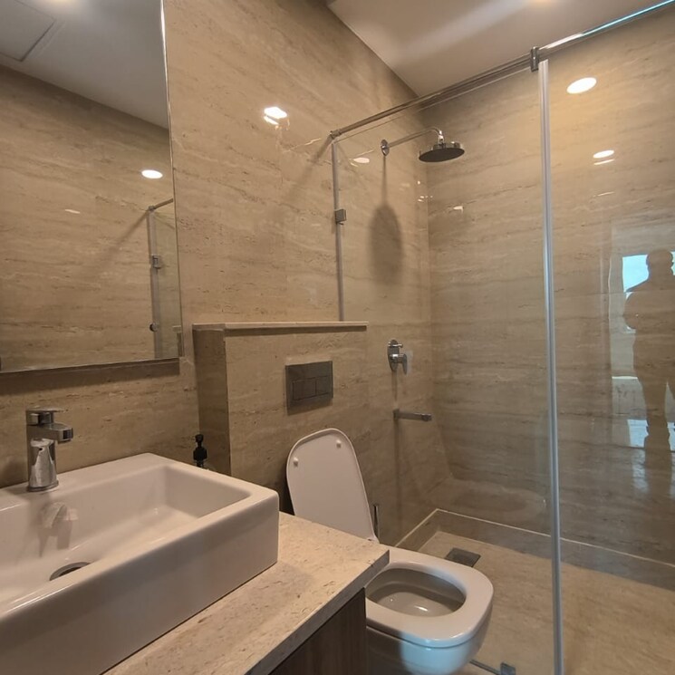 Bathroom, ambience-creacions 3 Bedroom 1850 Sq.Ft. Apartment In Sector 22 Gurgaon 8603861