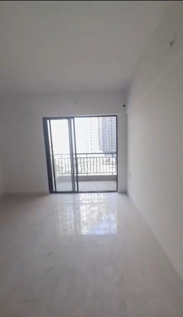 3 BHK Apartment For Rent in Runwal Gardens Phase I, Dombivli East