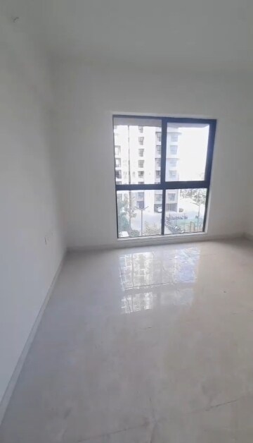 Room in 3 BHK Apartment at Runwal Gardens Phase I, Dombivli East – for Rent