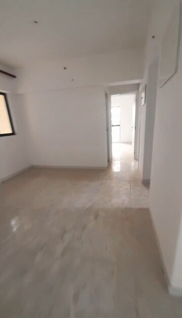Room in 3 BHK Apartment at Runwal Gardens Phase I, Dombivli East – for Rent