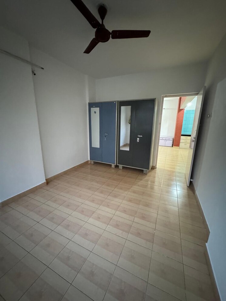 Room, bhagwan nagar 3 Bedroom 1345 Sq.Ft. Apartment In Bhagwan Nagar Delhi 8604038