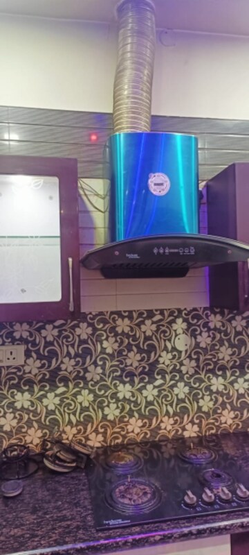 Furnished Amenities in 2 BHK Independent House at Gomti Nagar – for Rent