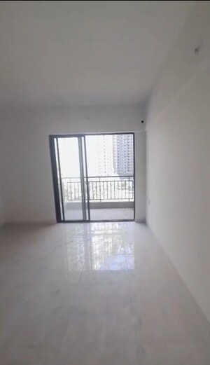 Room in 3 BHK Apartment at Runwal Gardens Phase I, Dombivli East – for Sale