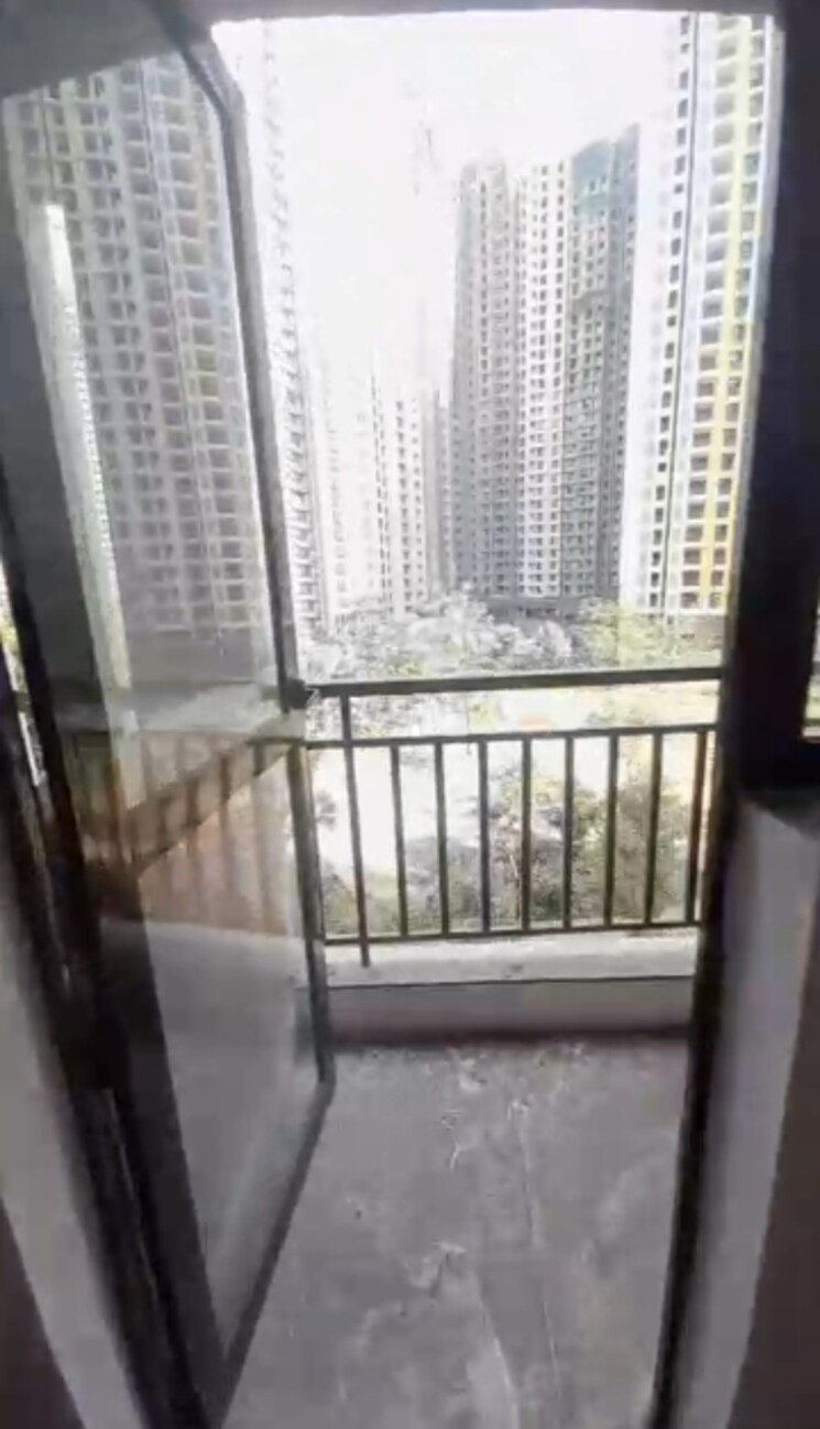 Balcony, runwal-gardens-phase-i 3 Bedroom 904 Sq.Ft. Apartment In Dombivli East Thane 8604011