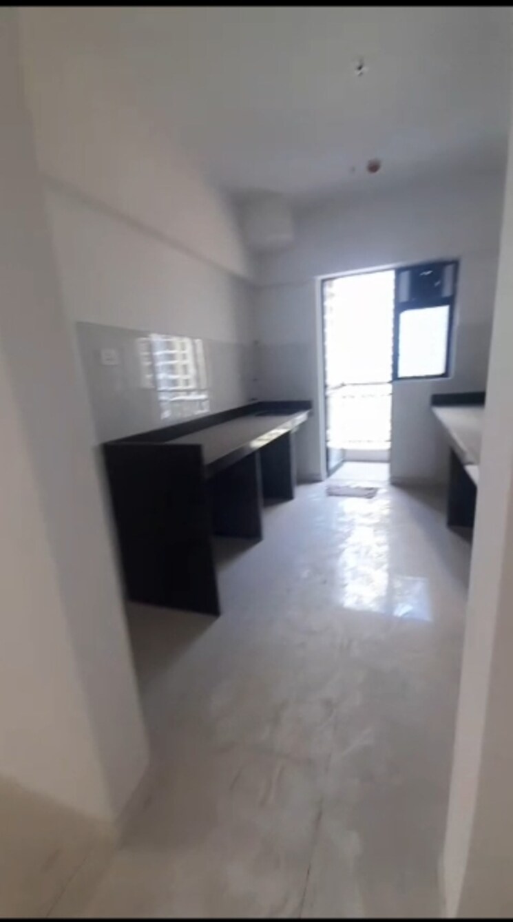 Kitchen, runwal-gardens-phase-i 3 Bedroom 904 Sq.Ft. Apartment In Dombivli East Thane 8604011