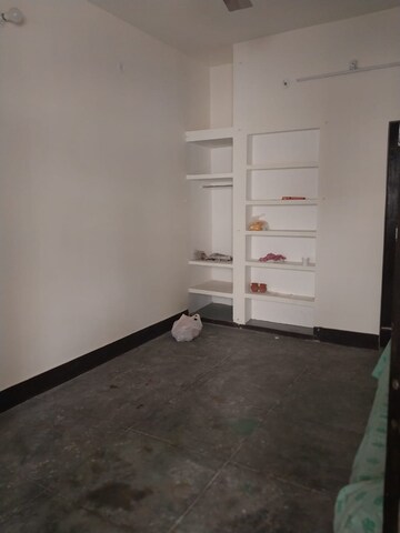 Room in 2 BHK Independent House at Gomti Nagar – for Rent