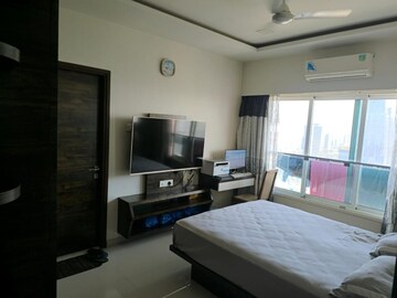 Bedroom in 2 BHK Apartment at Romell Aether, Goregaon East – for Rent