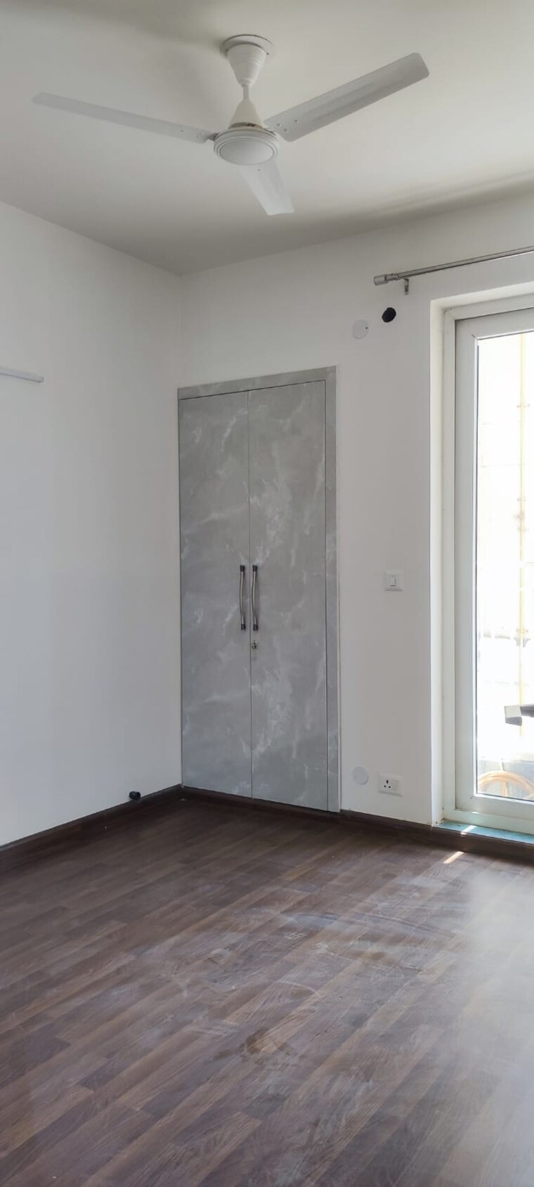 Room, bptp-discovery-park 3 Bedroom 1350 Sq.Yd. Builder Floor In Sector 80 Faridabad 8604057