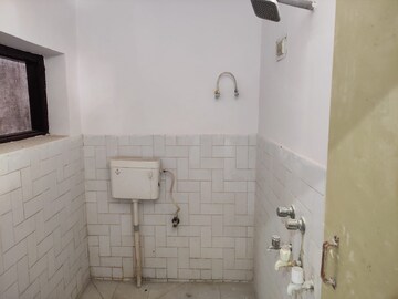 Bathroom in 2 BHK Independent House at Gomti Nagar – for Rent