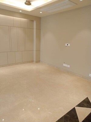 3 BHK Builder Floor For Sale in Defence Colony