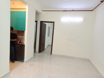2 BHK Apartment For Rent in Panchsheel Greens II, Sector 16 Greater Noida