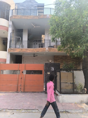 2.5 BHK Independent House For Sale in Sector 7
