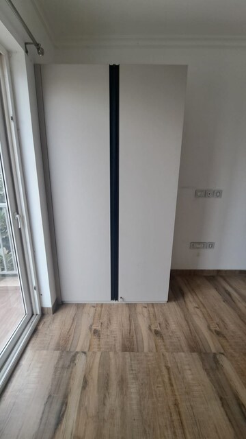 Building Lobby in 2 BHK Builder Floor at Ace Palm Floors, Sector 89 – for Rent