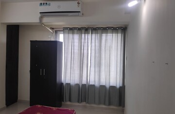 Room in  Pg at Mulund East – for Rent