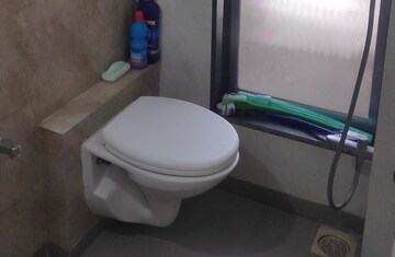 Bathroom in  Pg at Mulund East – for Rent