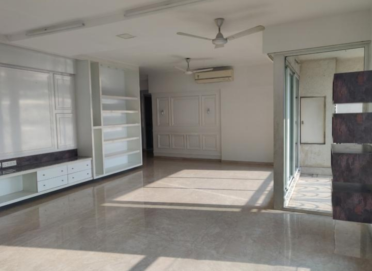 4 BHK + Extra Room Apartment For Rent in Hiranandani Meadows