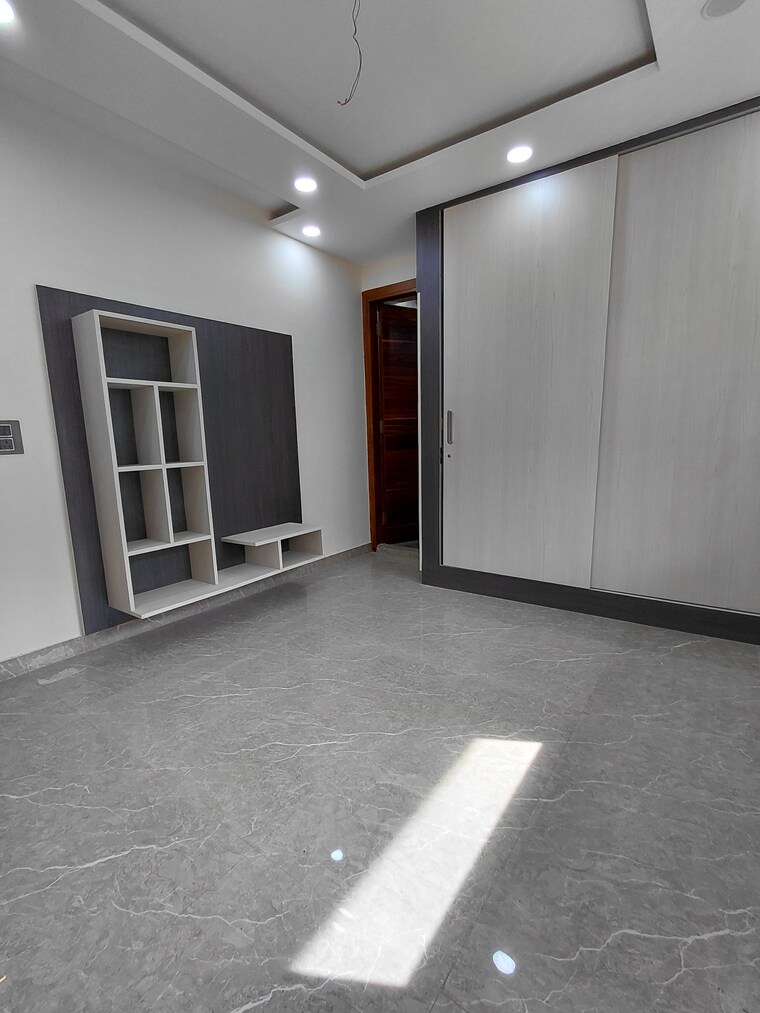 Bedroom, janakpuri 3 Bedroom 1100 Sq.Ft. Apartment In Janakpuri Delhi 8604252