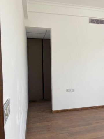 Room in 3 BHK Builder Floor at Ace Palm Floors, Sector 89 – for Rent