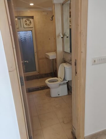 Bathroom in 4 BHK Apartment at Hiranandani Meadows, Manpada – for Rent