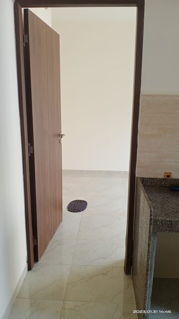 Bathroom in 1 BHK Apartment at Sunteck One World, Naigaon East – for Rent