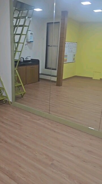  Office Space For Rent in Haji Ali