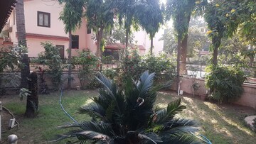 5 BHK Villa – Garden View at Thaltej - for Rent