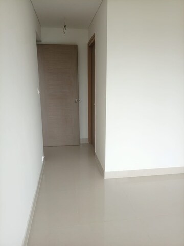 Room in 2.5 BHK Apartment at PS One 10, New Town – for Rent