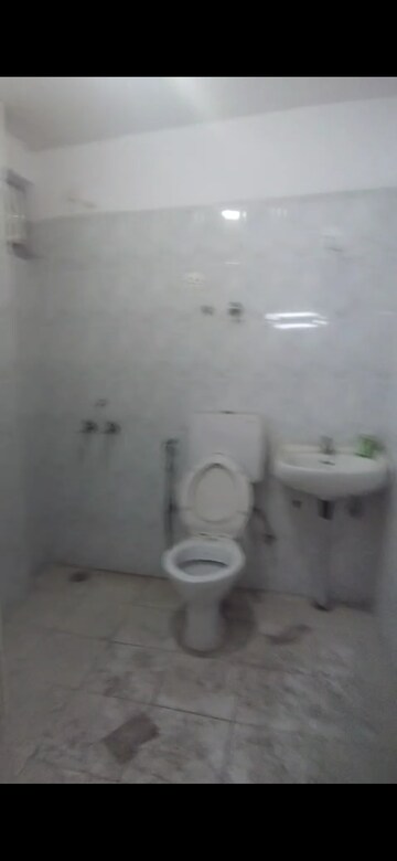 Bathroom in 3 BHK Apartment at Sarvome Shree Homes, Sector 45 – for Rent