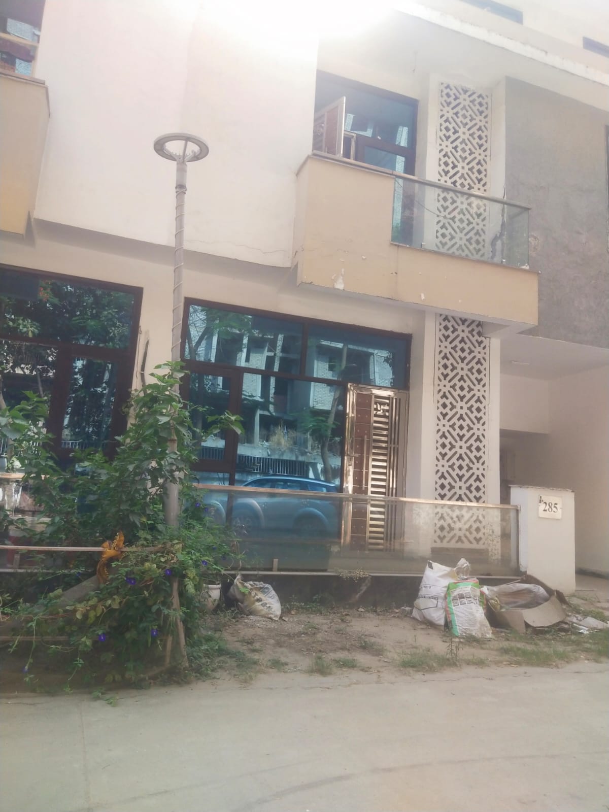 4 BHK + Servant Room Villa For Rent in Panchsheel Greens II