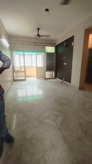 2 BHK Apartment For Rent in Karthik Apartment, Sector 21c