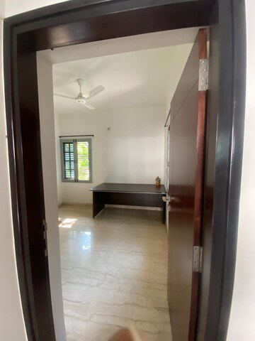 3 BHK Apartment For Rent in NR Windgates, Thanisandra Main Road