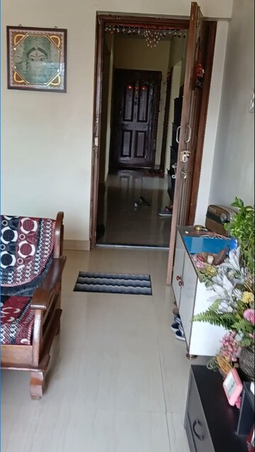 Living Room in 2.5 BHK Apartment at DLH Orchid, Andheri West – for Rent