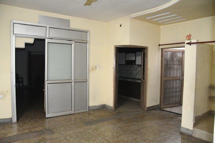 Living Room, indira nagar 4 Bedroom 1800 Sq.Ft. Independent House In Indira Nagar Lucknow 8605021