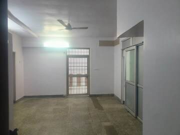 Room in 4 BHK Independent House at Indira Nagar – for Rent