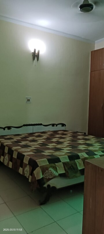 Bedroom in 2 BHK Builder Floor at Ardee City, Sector 52 – for Rent