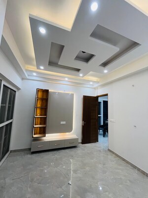 Room in 3 BHK Builder Floor at Gms Road – for Sale