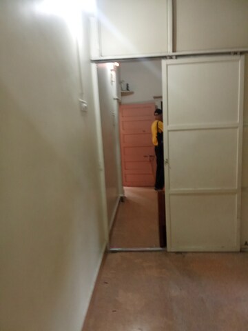 Room in 1 BHK Apartment at Anand Bhavan Borivali West, Borivali West – for Rent
