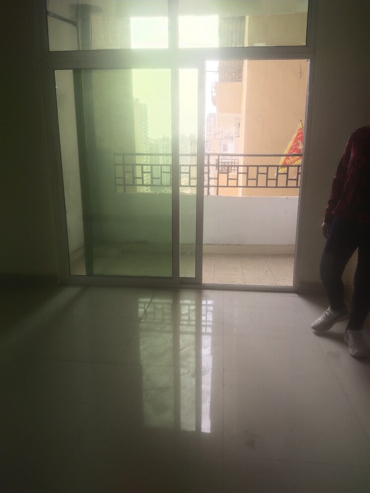 undefined, kbnows-apartment 4 Bedroom 1940 Sq.Ft. Apartment In Sector 16 Greater Noida Greater Noida 8605520