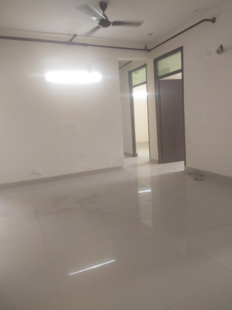 undefined, kbnows-apartment 4 Bedroom 1940 Sq.Ft. Apartment In Sector 16 Greater Noida Greater Noida 8605520